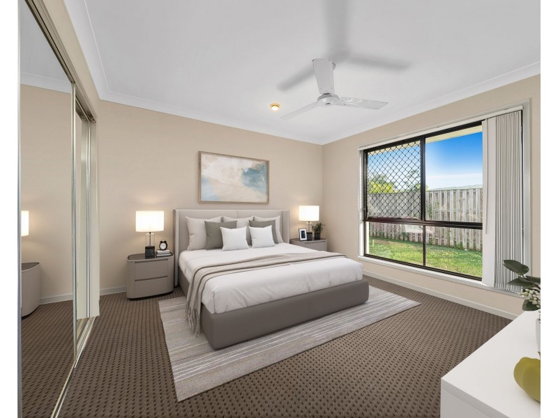 25 Hawkesbury Avenue, Pacific Pines QLD 4211