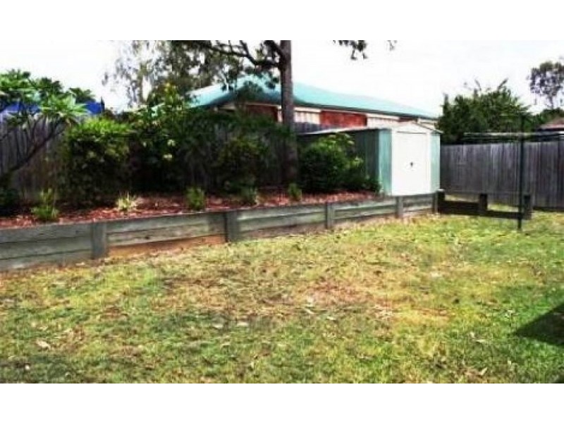 11 Wren Close, Forest Lake QLD 4078