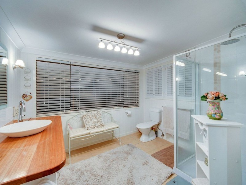 14 Tombondan Crescent, Ferny Hills QLD 4055