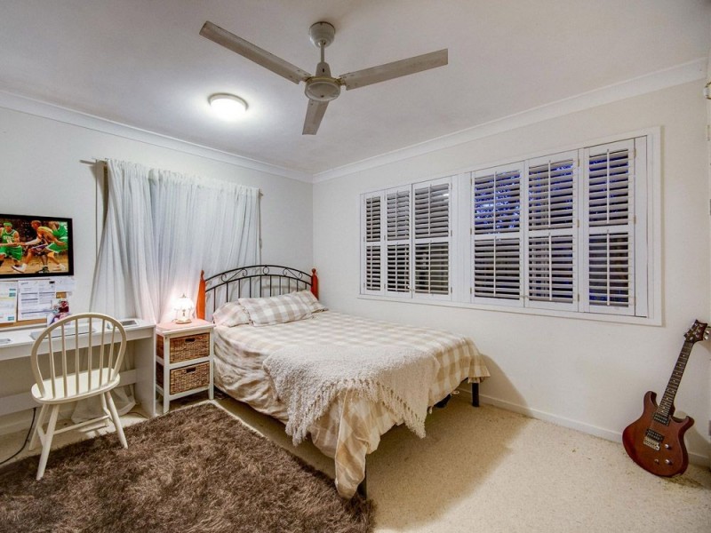 14 Tombondan Crescent, Ferny Hills QLD 4055