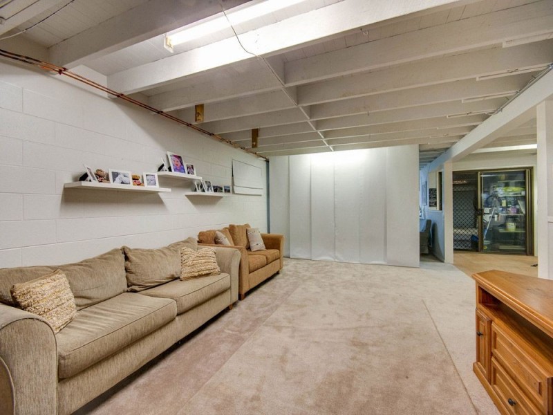 14 Tombondan Crescent, Ferny Hills QLD 4055