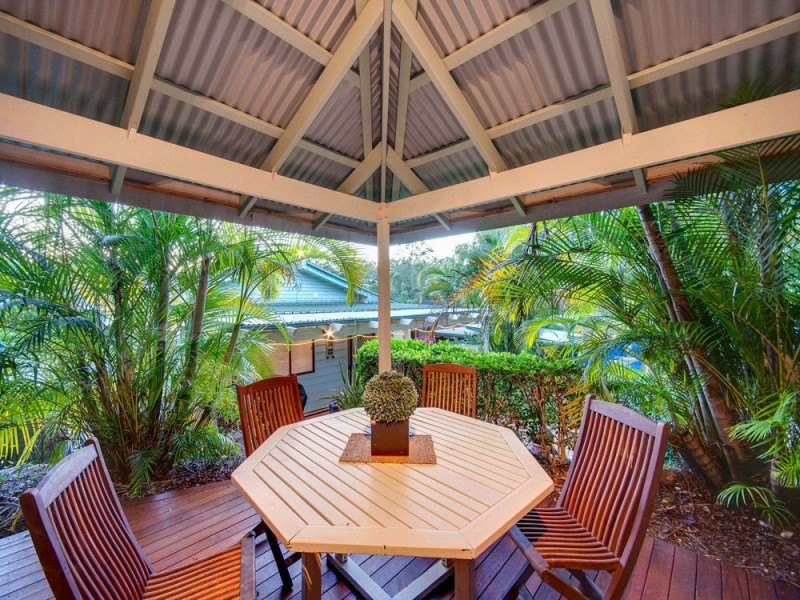 14 Tombondan Crescent, Ferny Hills QLD 4055