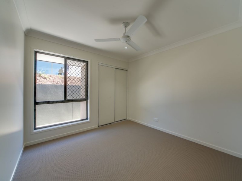 38 Lysterfield Rise, Upper Coomera QLD 4209