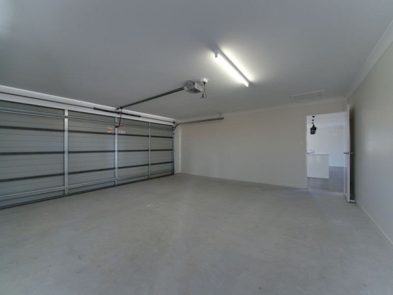 38 Lysterfield Rise, Upper Coomera QLD 4209