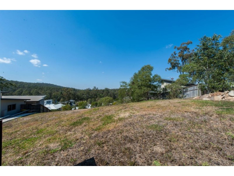 7 Betula Crescent, Brookwater QLD 4300