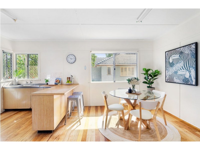 883 Samford Road, Keperra QLD 4054