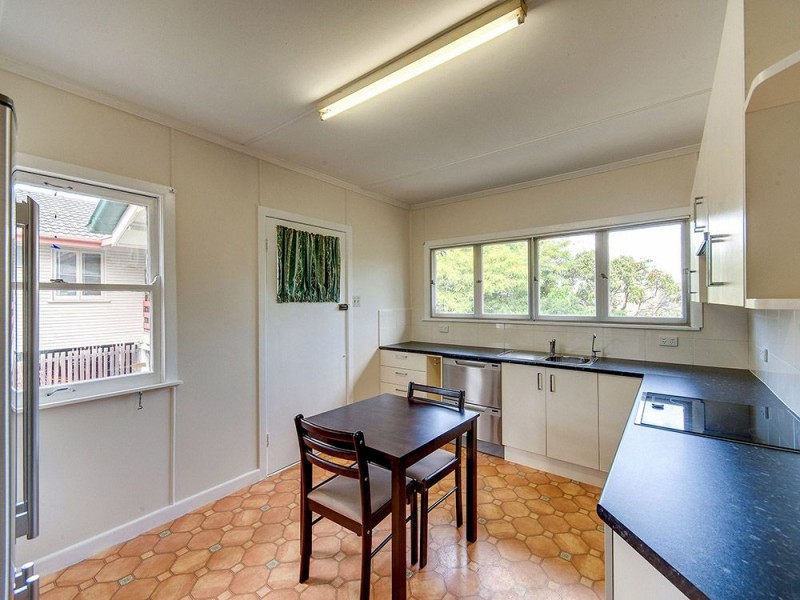 886 Samford Road, Keperra QLD 4054