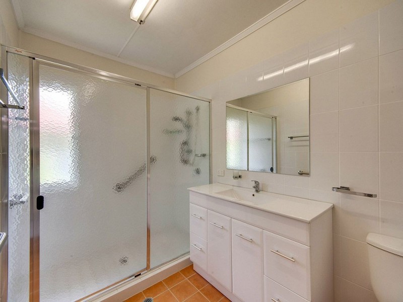 886 Samford Road, Keperra QLD 4054