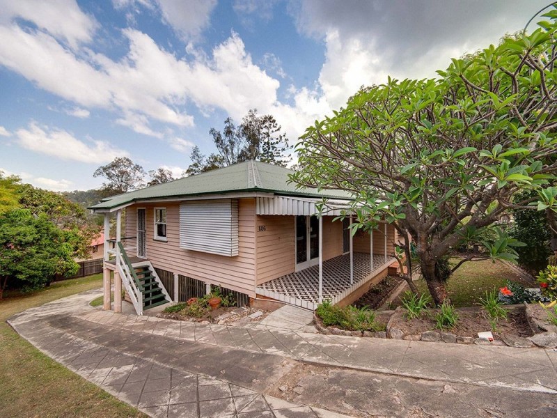 886 Samford Road, Keperra QLD 4054