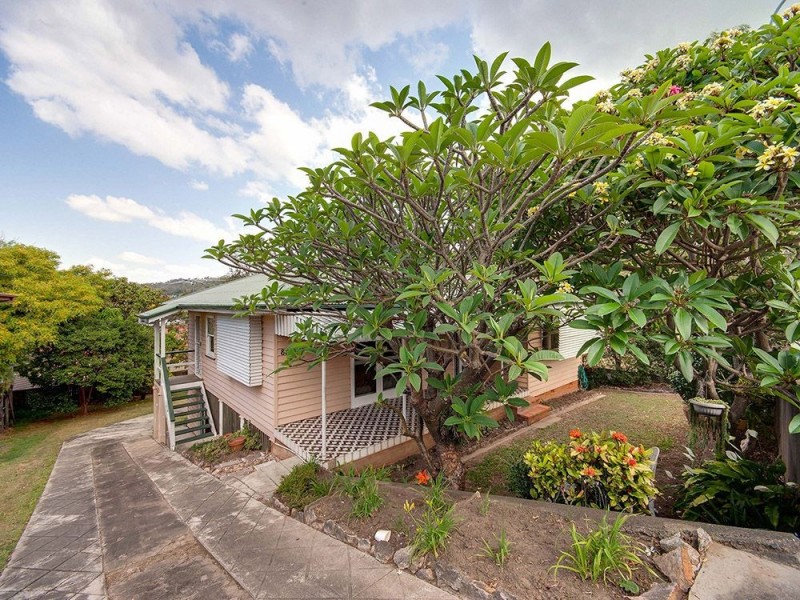 886 Samford Road, Keperra QLD 4054