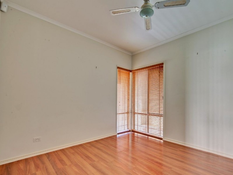 16 Riverside Terrace, Windaroo QLD 4207