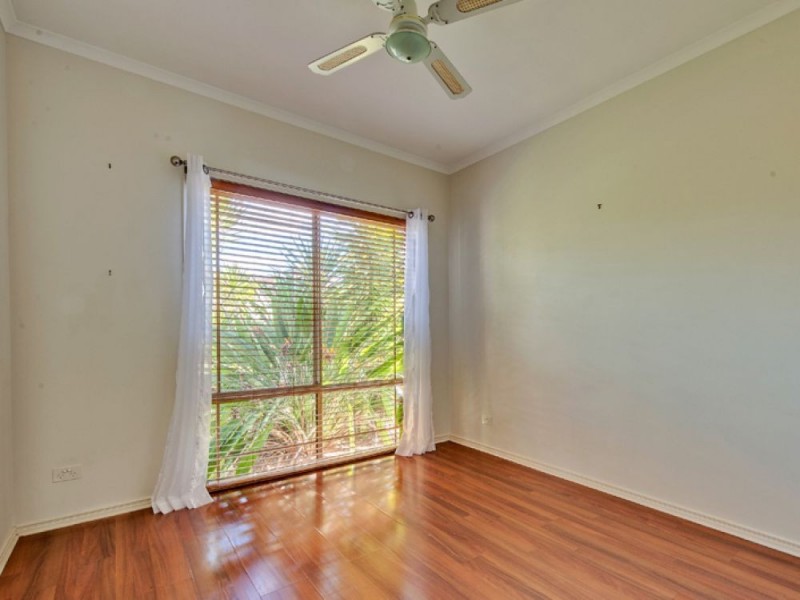 16 Riverside Terrace, Windaroo QLD 4207