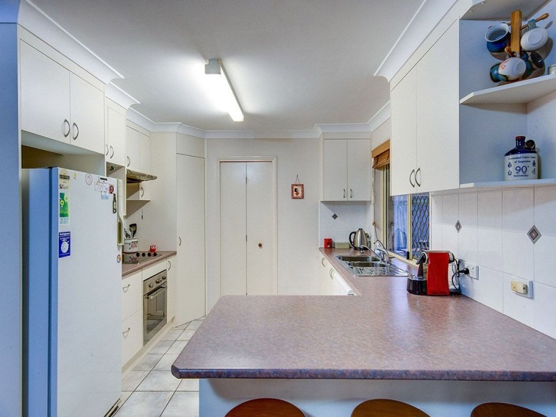 60 Falconglen Place, Ferny Grove QLD 4055