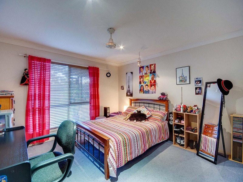 60 Falconglen Place, Ferny Grove QLD 4055