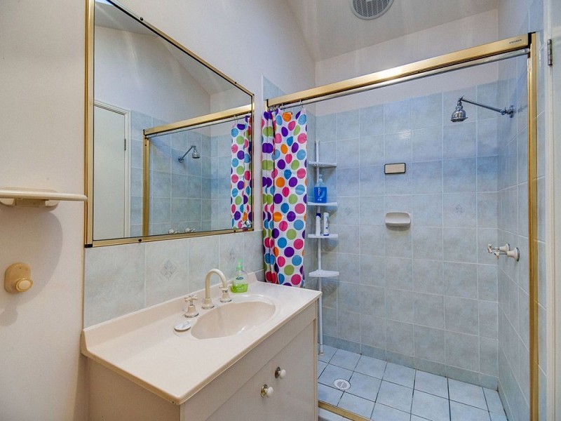 60 Falconglen Place, Ferny Grove QLD 4055