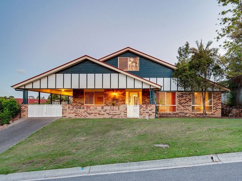 60 Falconglen Place, Ferny Grove QLD 4055