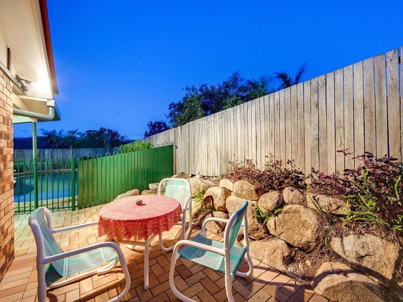 60 Falconglen Place, Ferny Grove QLD 4055