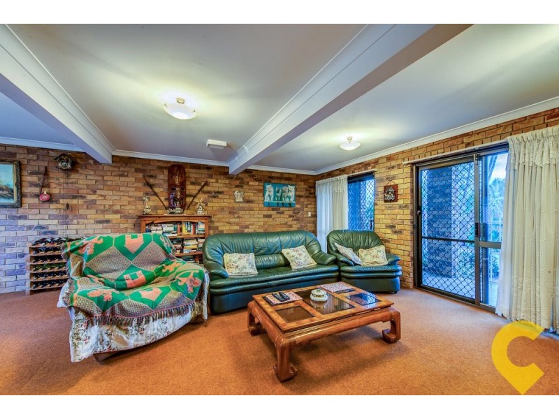 10 Bacchus Street, Robertson QLD 4109