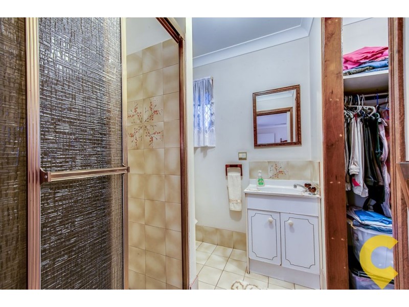 10 Bacchus Street, Robertson QLD 4109