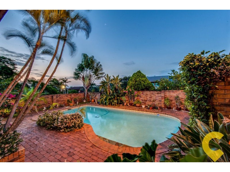 10 Bacchus Street, Robertson QLD 4109