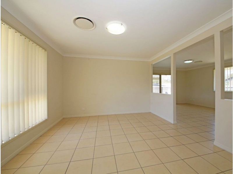 1 Wombat Place, Morayfield QLD 4506