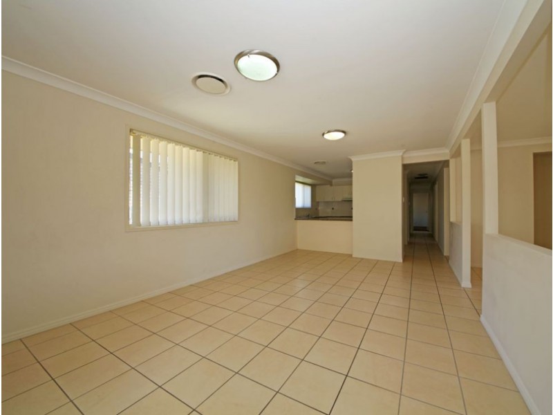1 Wombat Place, Morayfield QLD 4506