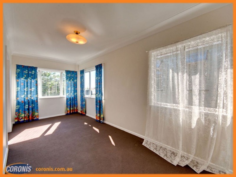 1 Lennox St, Stafford QLD 4053