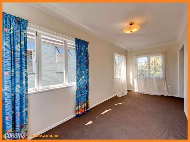 1 Lennox St, Stafford QLD 4053