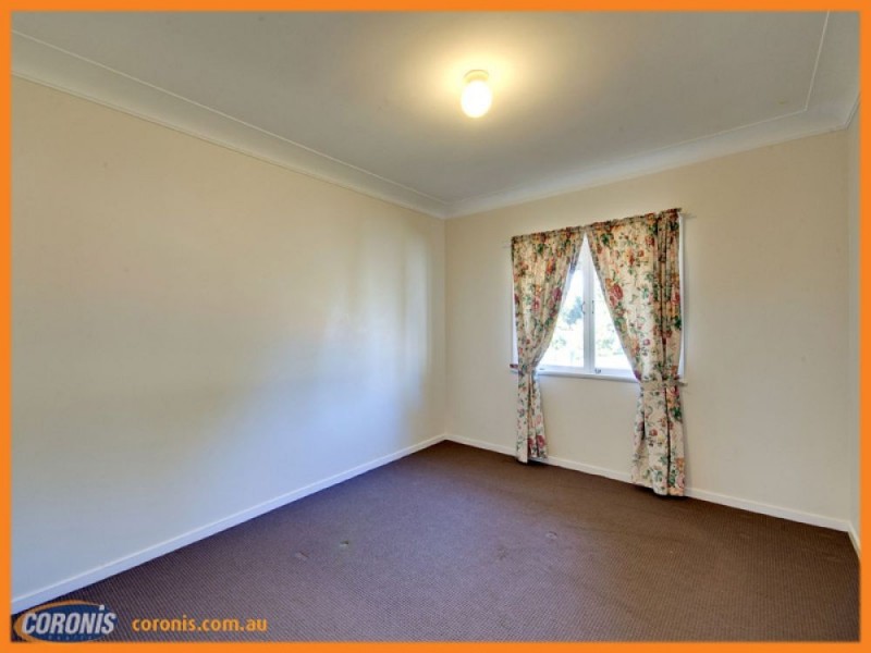 1 Lennox St, Stafford QLD 4053