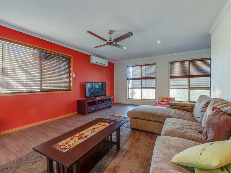 16 James Street, Bundamba QLD 4304