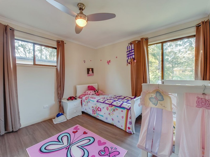 16 James Street, Bundamba QLD 4304