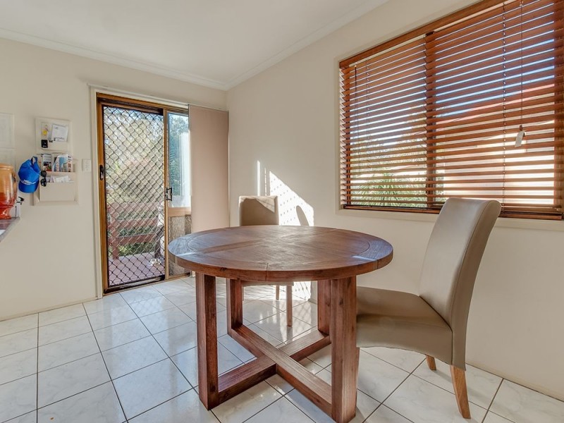16 James Street, Bundamba QLD 4304