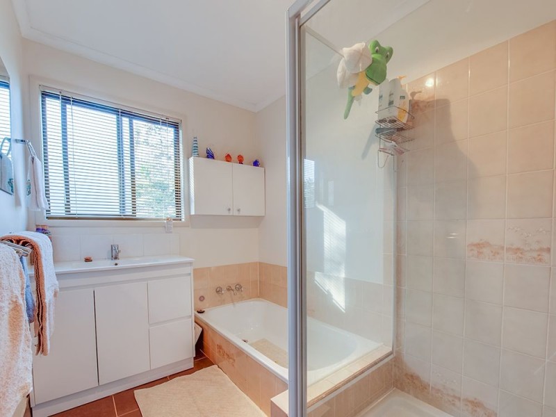 16 James Street, Bundamba QLD 4304