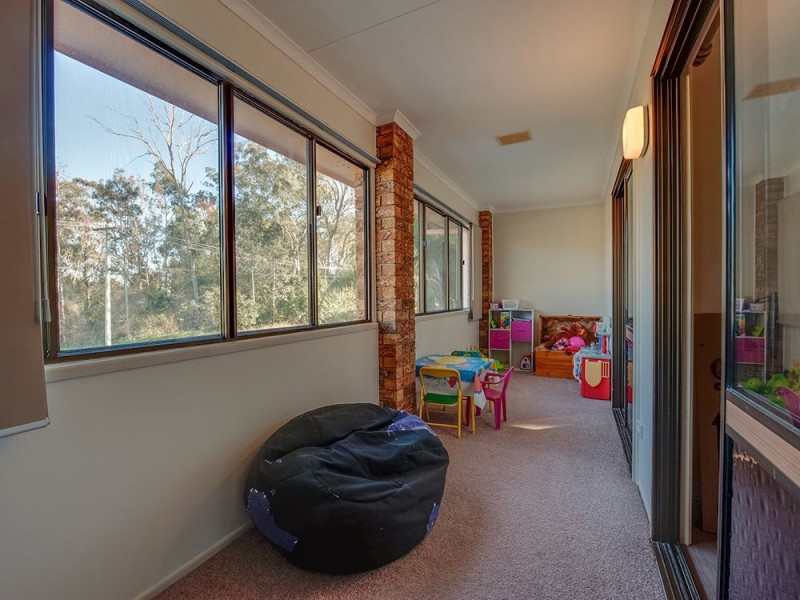 16 James Street, Bundamba QLD 4304