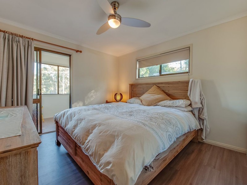 16 James Street, Bundamba QLD 4304