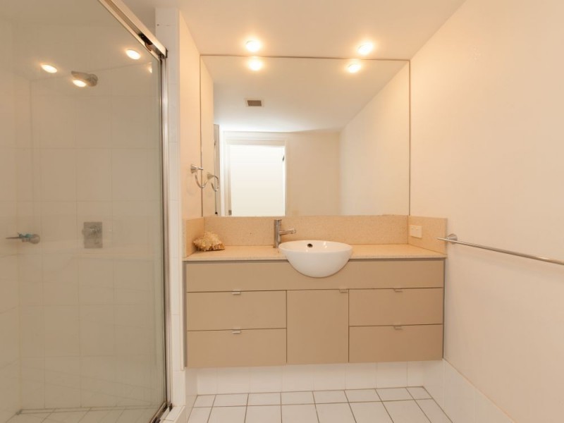 1075/18 Manning Street, Milton QLD 4064