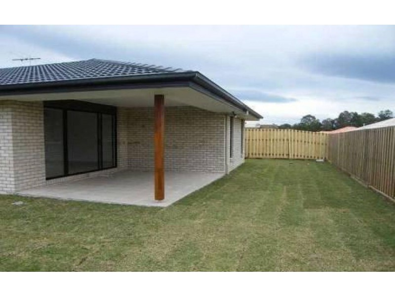 7 Peacherine Circuit, Bellmere QLD 4510