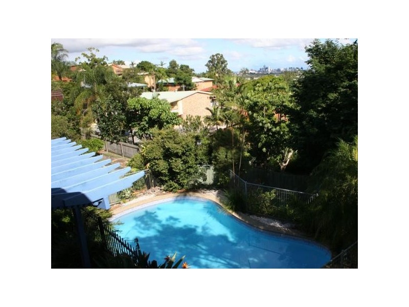 24 Caratel Street, Stafford Heights QLD 4053