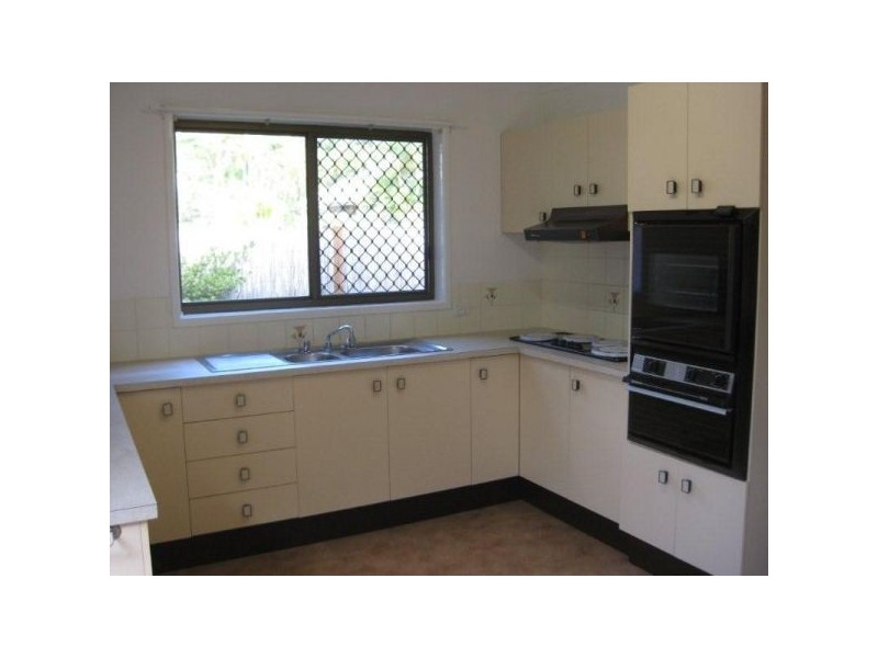 10 Quinnia Court, Ferny Hills QLD 4055