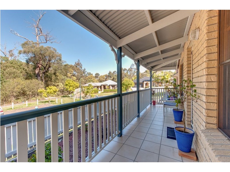 16 Piccadilly Place, Forest Lake QLD 4078