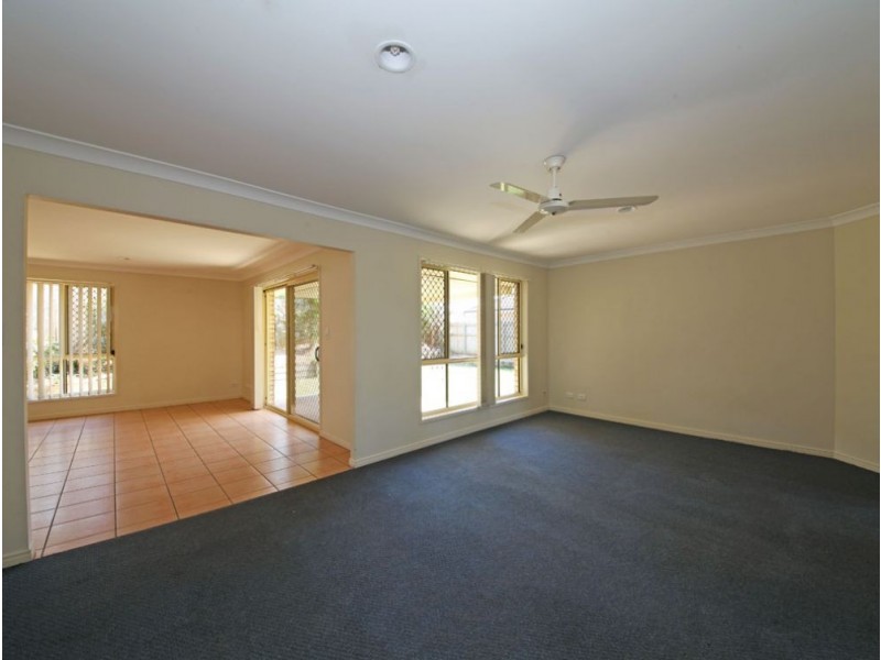 24 Summerhill Drive, Morayfield QLD 4506