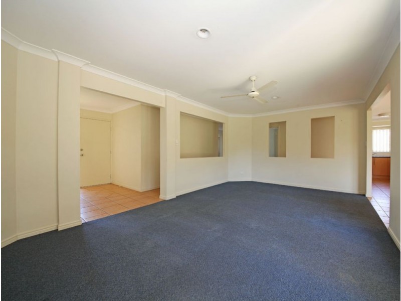 24 Summerhill Drive, Morayfield QLD 4506