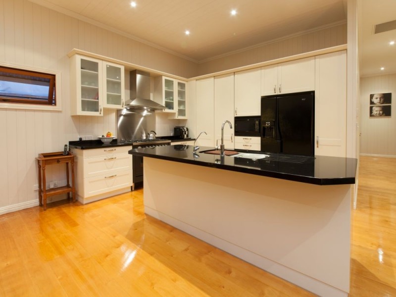 39 Quandong Street, Ashgrove QLD 4060