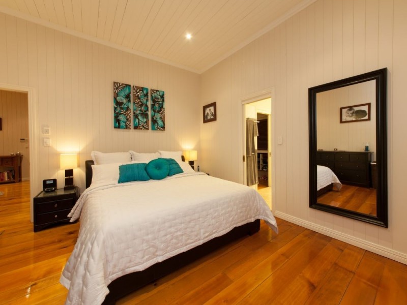 39 Quandong Street, Ashgrove QLD 4060