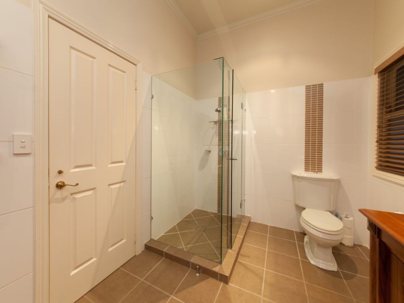 39 Quandong Street, Ashgrove QLD 4060