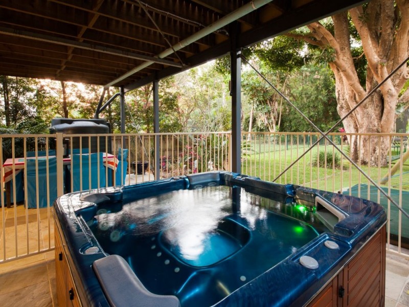 39 Quandong Street, Ashgrove QLD 4060