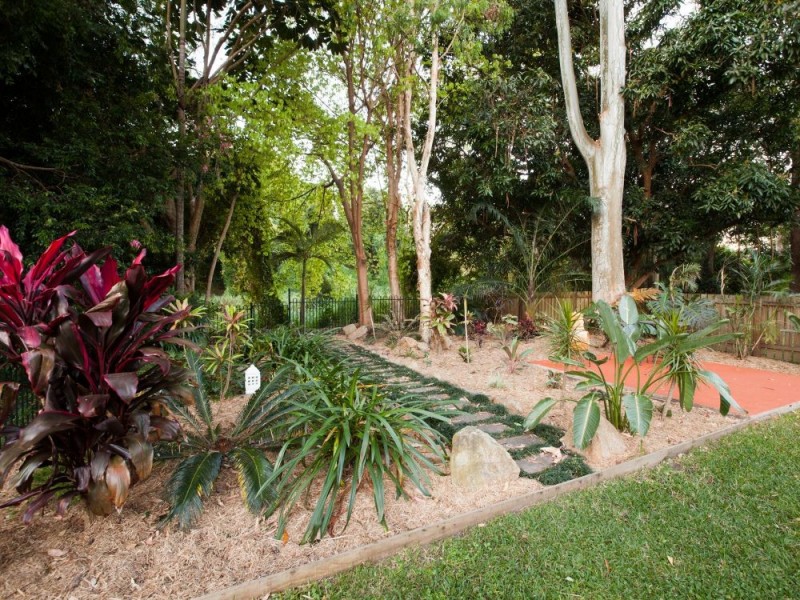 39 Quandong Street, Ashgrove QLD 4060