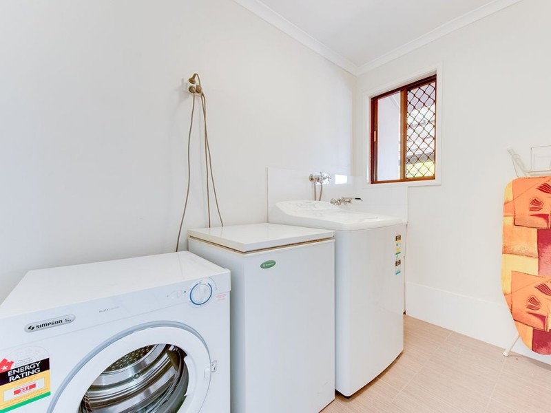 35 Jardine Drive, Springwood QLD 4127