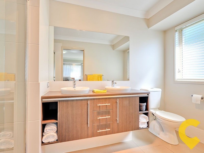 35 Collett Street, Eight Mile Plains QLD 4113