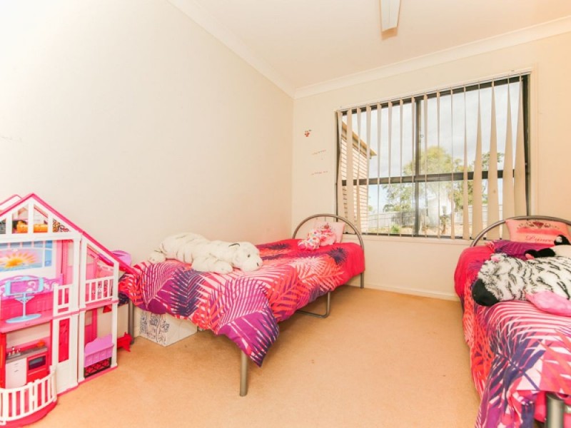 2/86 Kincaid Drive, Highland Park QLD 4211